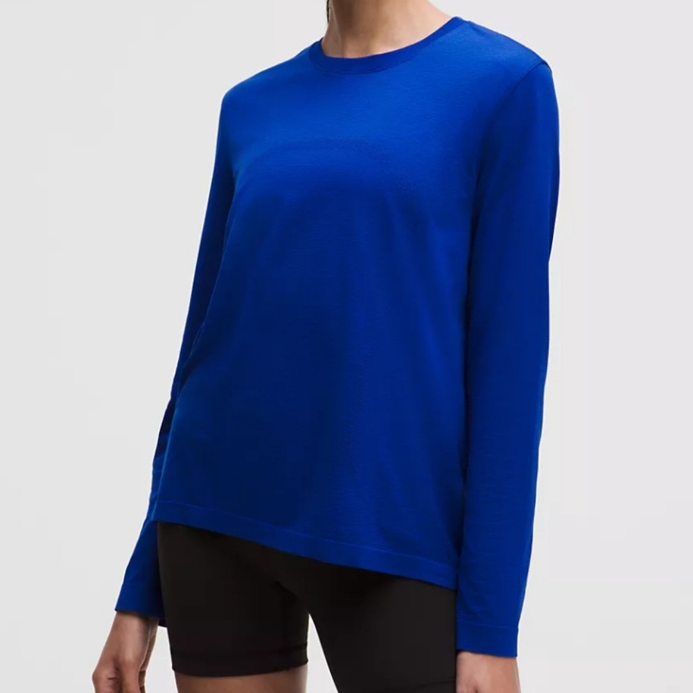 lululemon athletica Long Sleeve Tee in Royal Blue swiftly relax fit